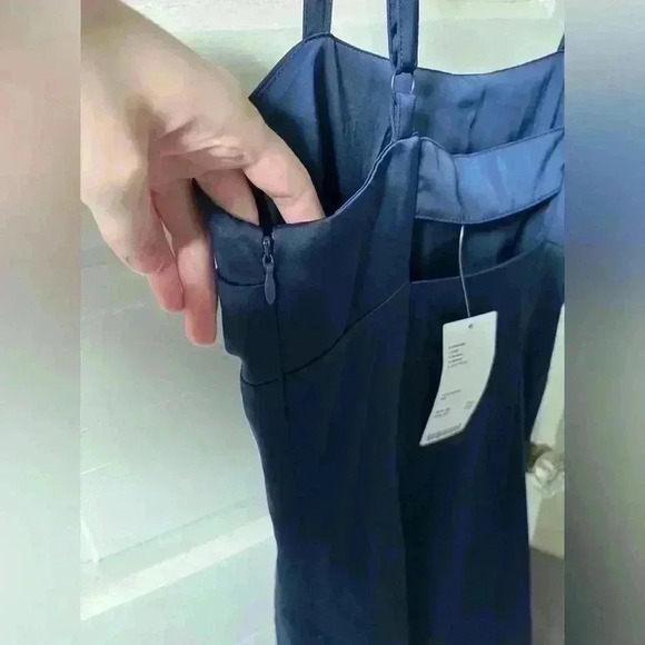 NWT Urban Outfitters Silk Slip Dress size extra small‎ - Picture 5 of 10